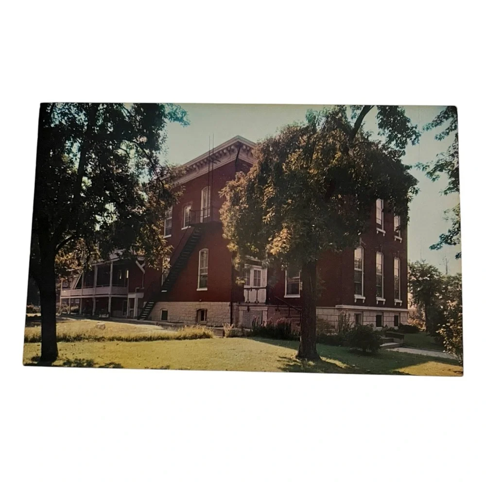 Unused Vintage Post Card Lutheran Boarding Home for the Aged St Louis MO